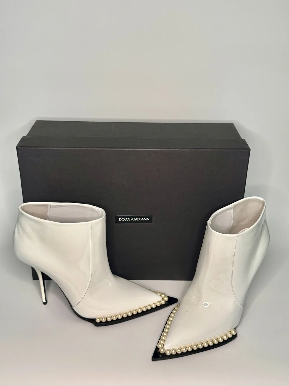 NWT Dolce & Gabbana White Patent Pearl-Trim Stiletto Ankle Boots NIB Authentic - Picture 13 of 16